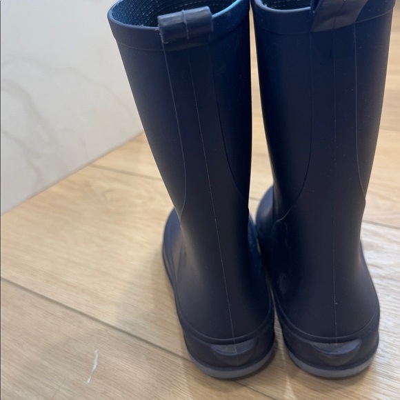 Boys Cat & Jack Rain boots. Used. Size 2Y. Color Blue. - Picture 3 of 10